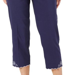 Women's Slim Fit Solid Capris